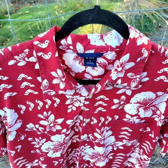 Gap Hawaiian Button-up T-Shirt - Picture 4 of 8